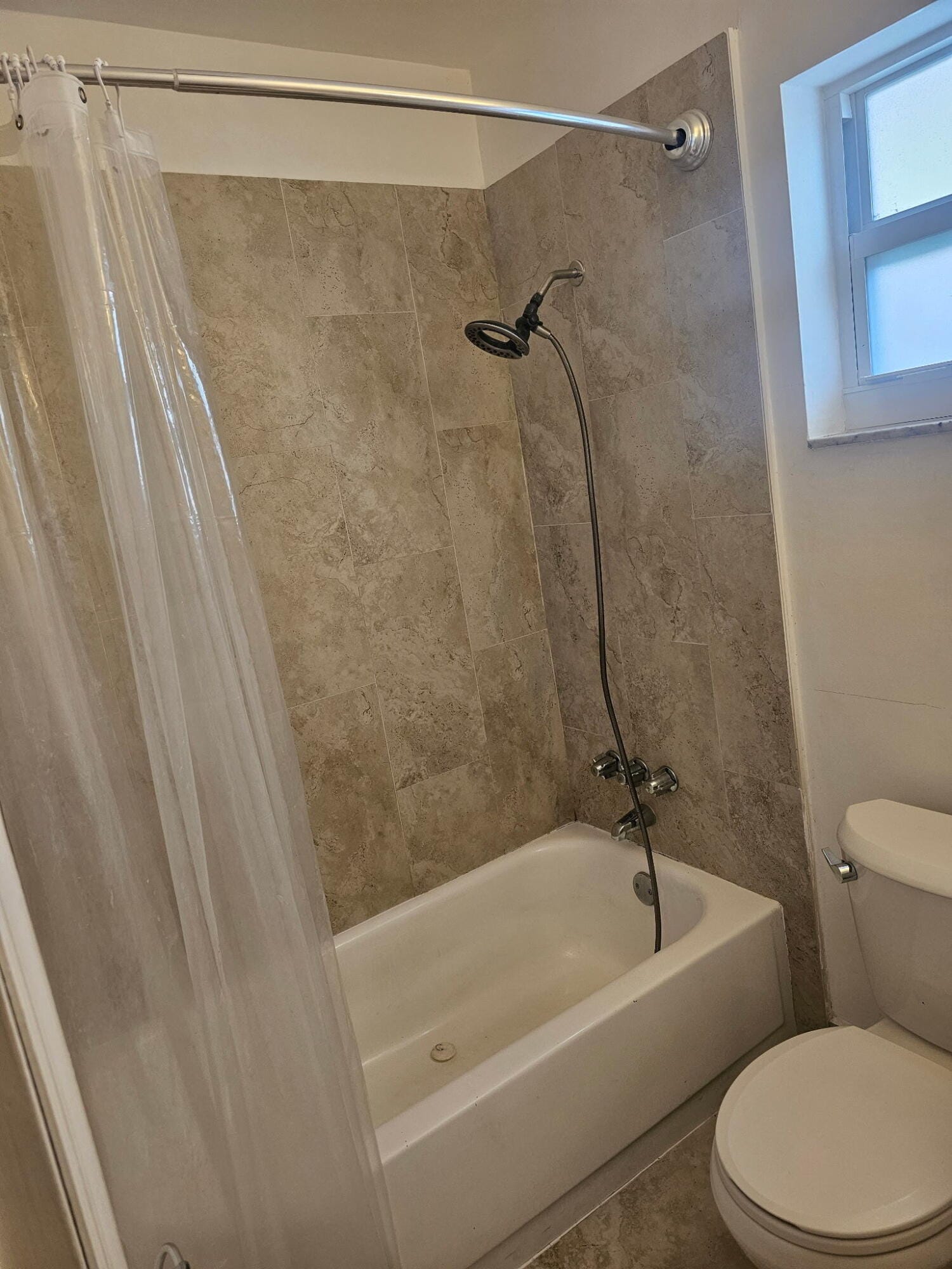 812 NE 2ND Street 2, Hallandale Beach, FL 33009 photo 25