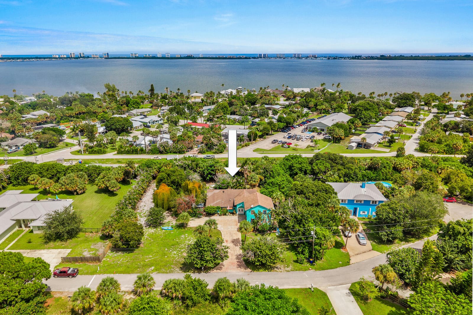 1271 NE SUNRISE Terrace, Jensen Beach, FL 34957 photo 3