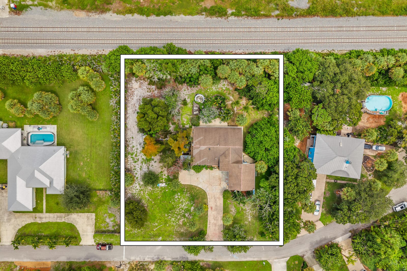 1271 NE SUNRISE Terrace, Jensen Beach, FL 34957 photo 4