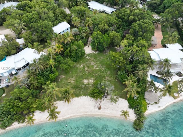 54 Sunset Road, Sunset Point, Key Largo, FL