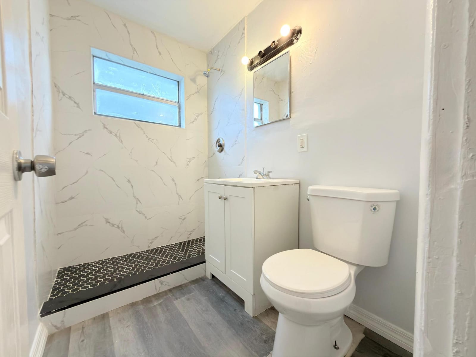 111 E 27TH Street 1, Riviera Beach, FL 33404 photo 4