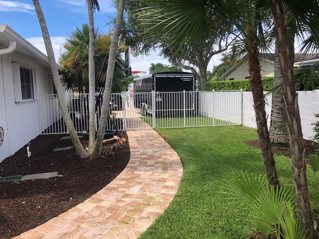2327 WINDSOR Road, Palm Beach Gardens, FL 33410 photo 12