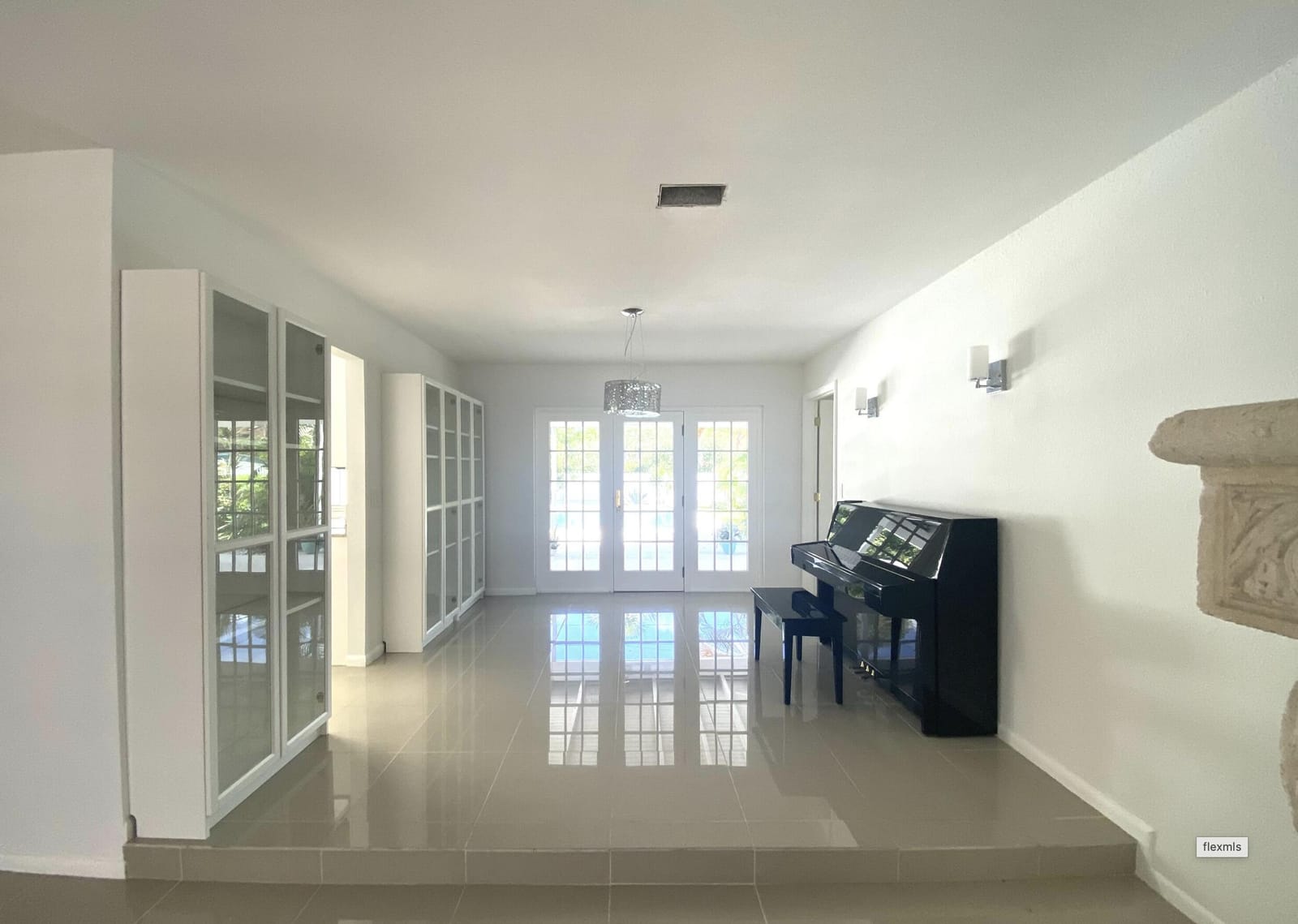 2327 WINDSOR Road, Palm Beach Gardens, FL 33410 photo 5