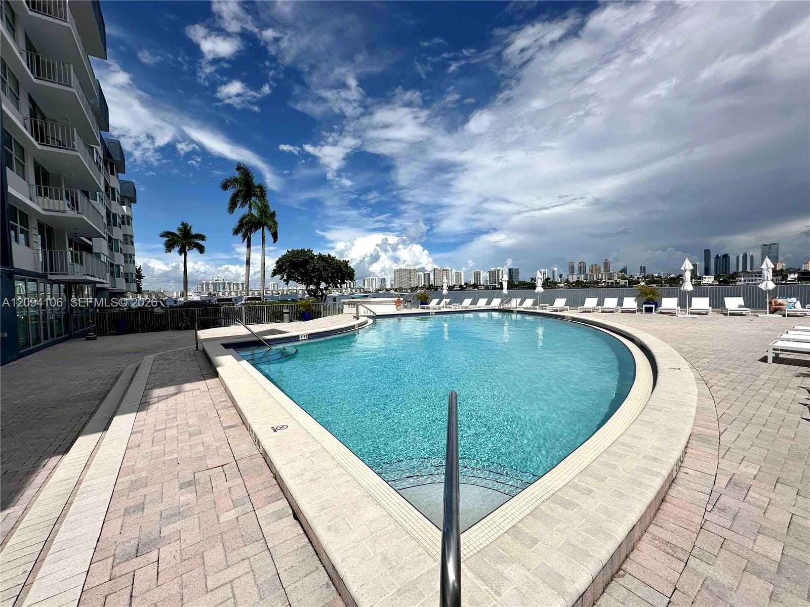 16558 NE 26th Avenue 5D, North Miami Beach, FL 33160 photo 22