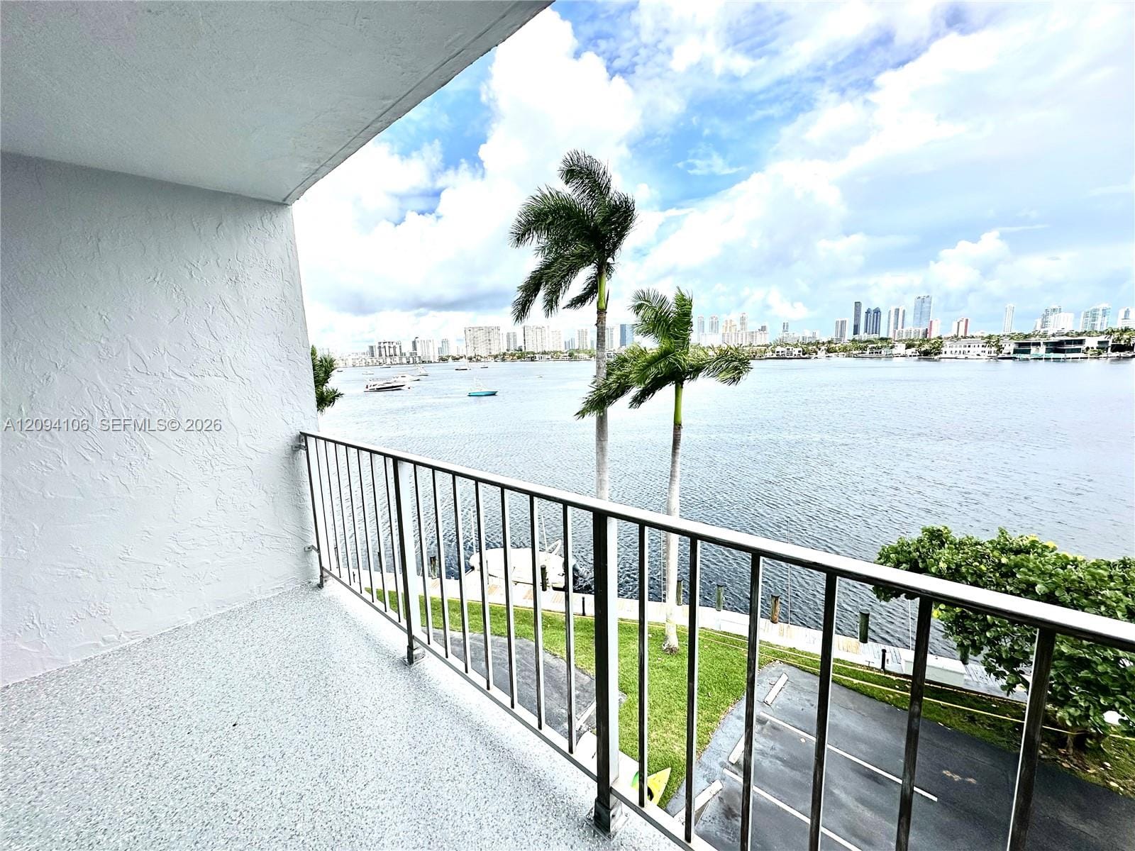 16558 NE 26th Avenue 5D, North Miami Beach, FL 33160 photo 27