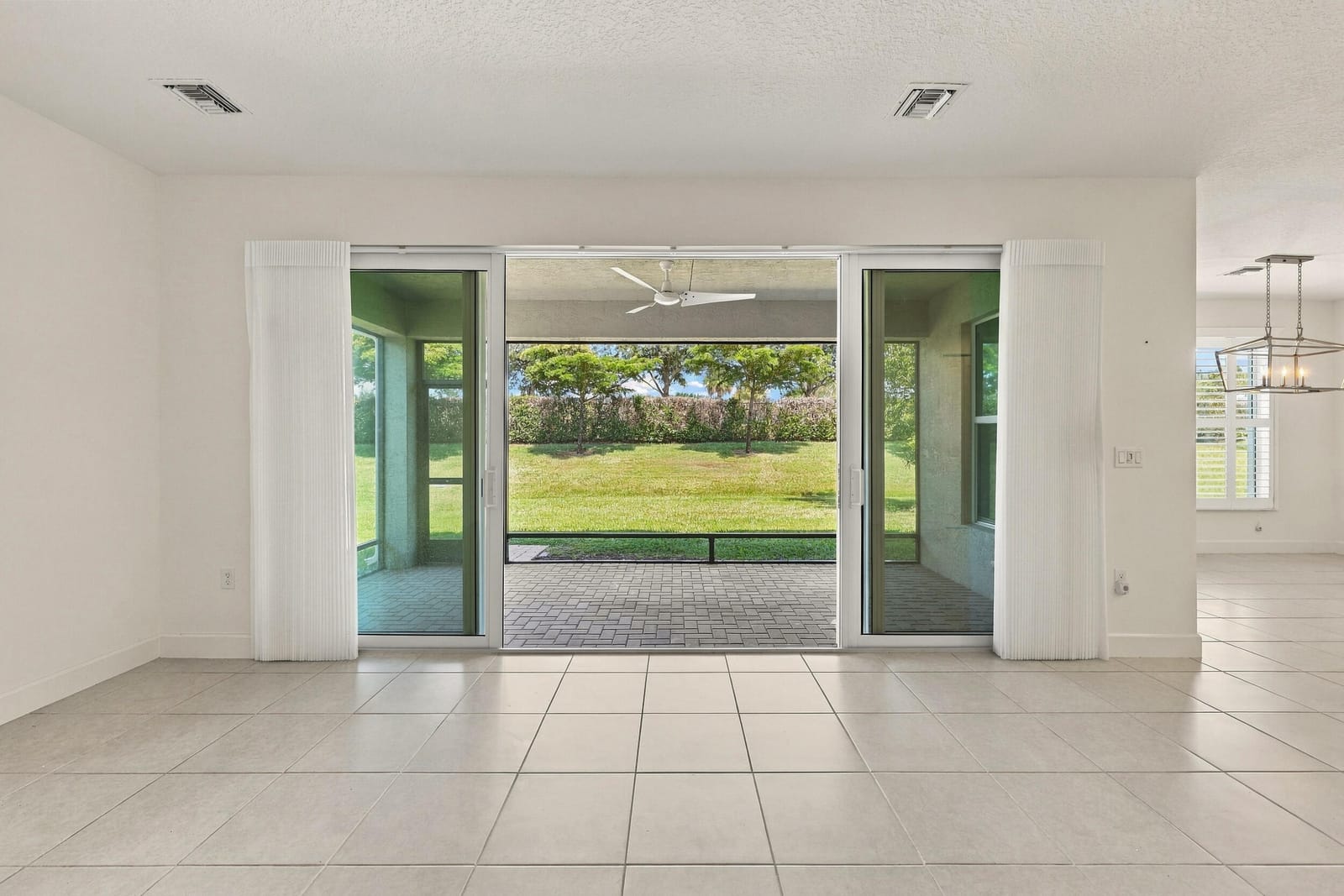 11852 SW Waterford Isle Way, Port St. Lucie, FL 34987 photo 6
