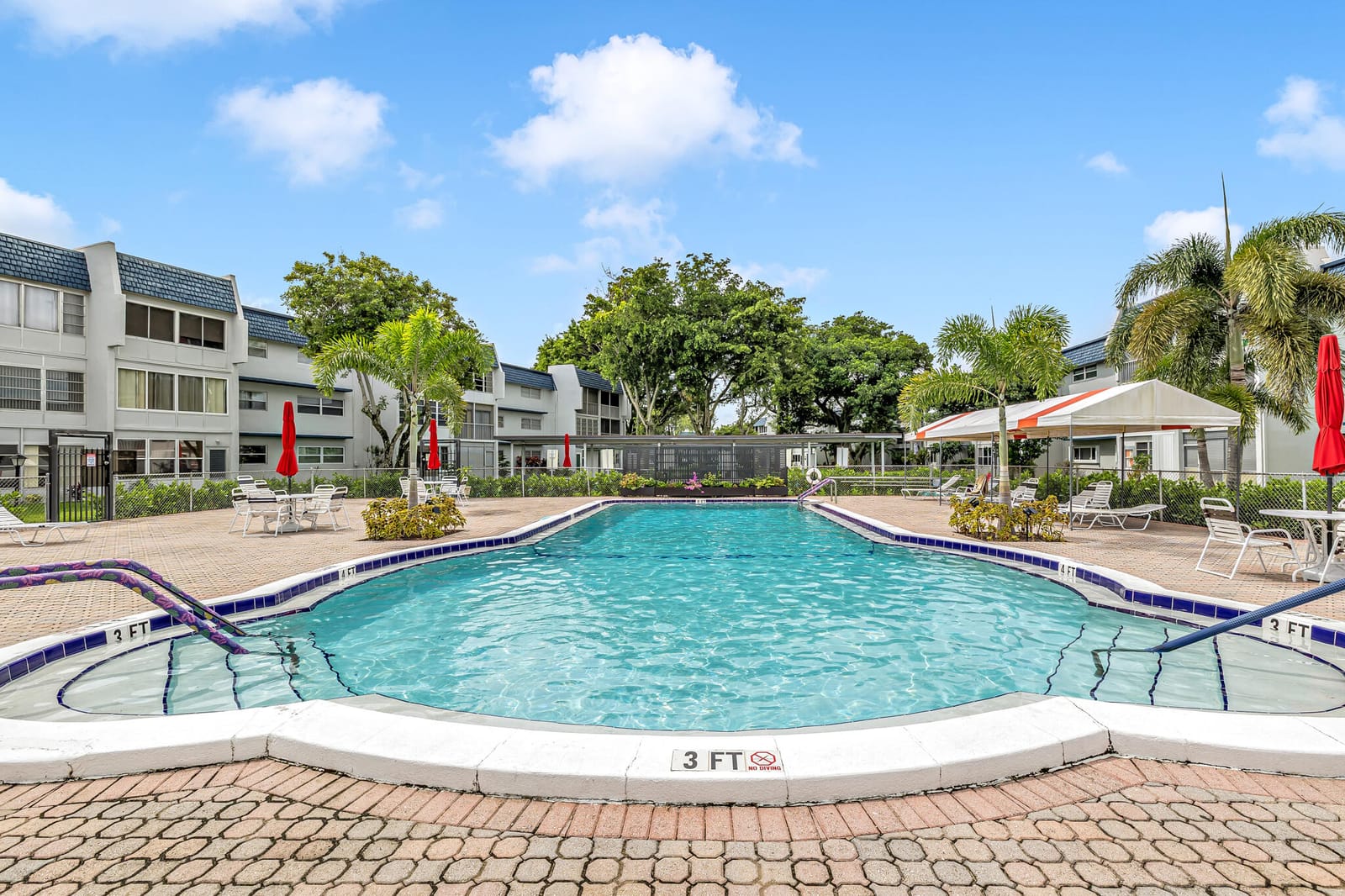 7797 GOLF CIR Drive 110, Margate, FL 33063 photo 26