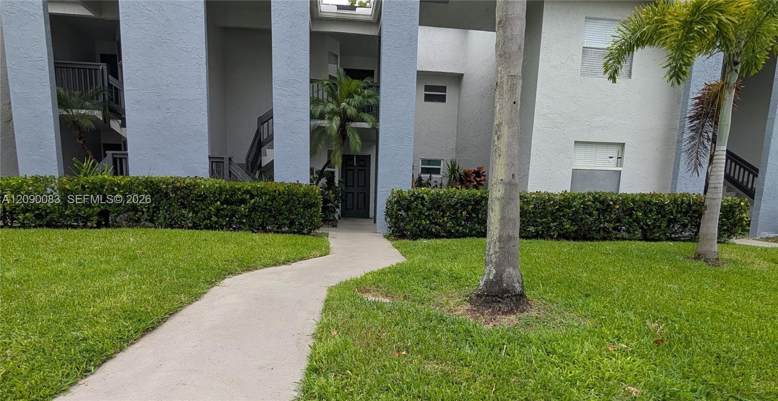 211 SW 113th Way 211, Pembroke Pines, FL 33025 photo 2