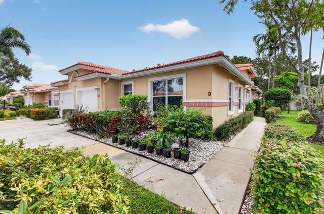 12598 Crystal Pointe Drive D, Coral Lakes, Boynton Beach, FL