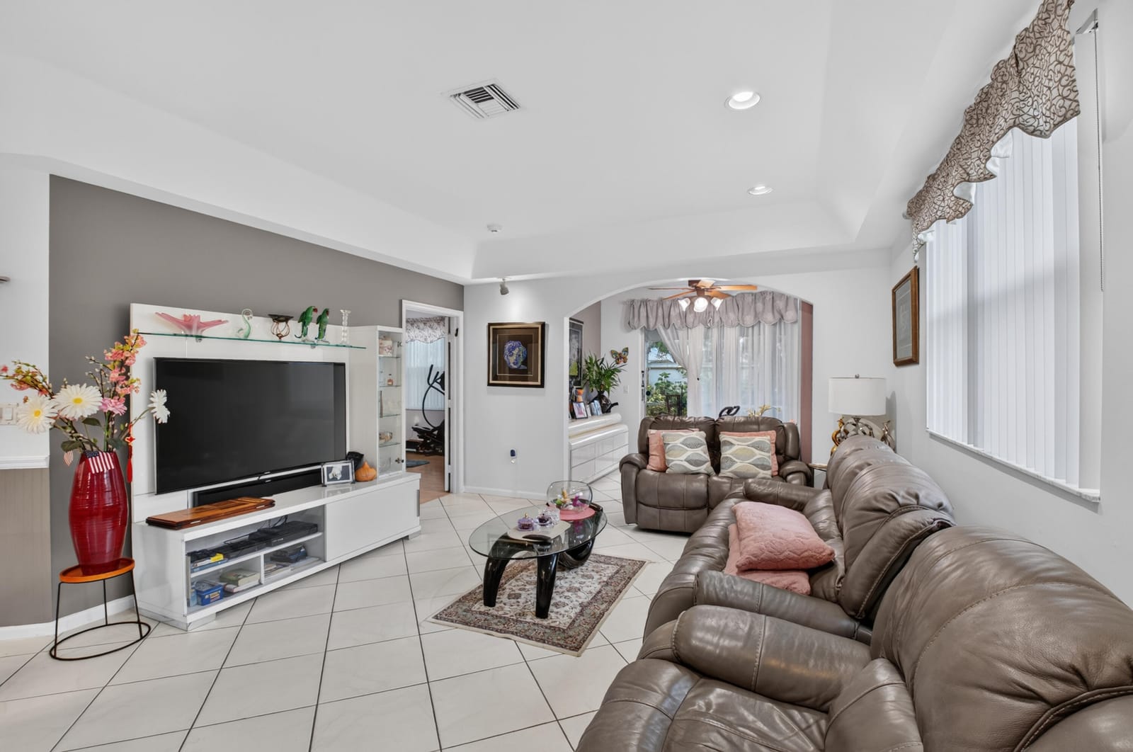 12598 Crystal Pointe Drive D — photo 2