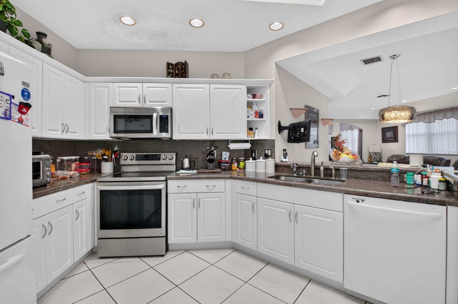 12598 Crystal Pointe Drive D — photo 4