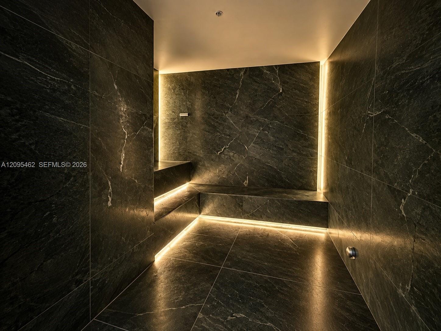 1400 Biscayne 4703, Miami, FL 33132 photo 27