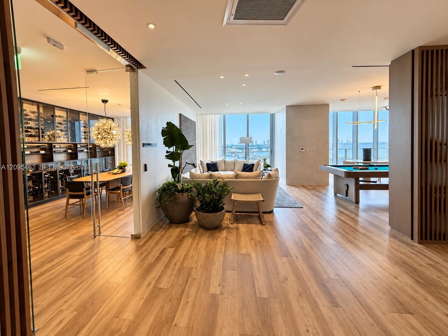 1400 Biscayne 4703, Miami, FL 33132 photo 28