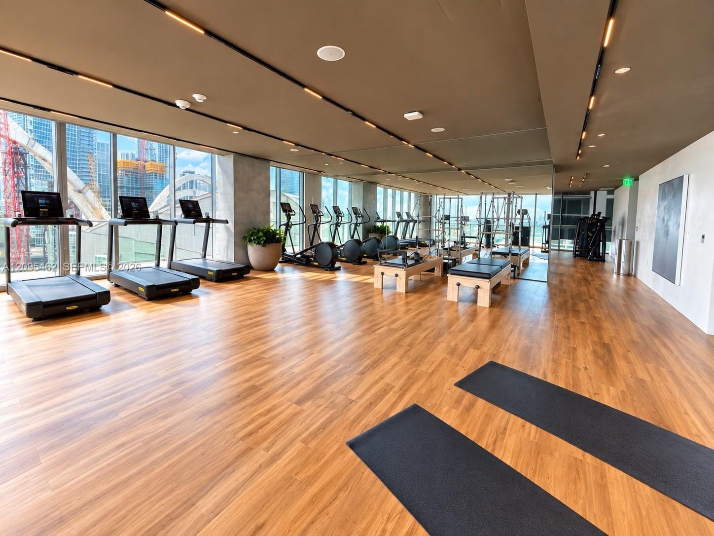 1400 Biscayne 4703, Miami, FL 33132 photo 30