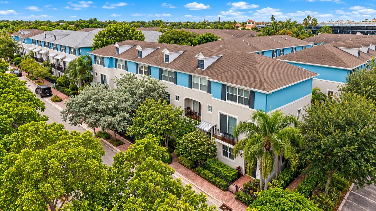 23 NW 4TH Avenue, Delray Beach, FL 33444 photo 2