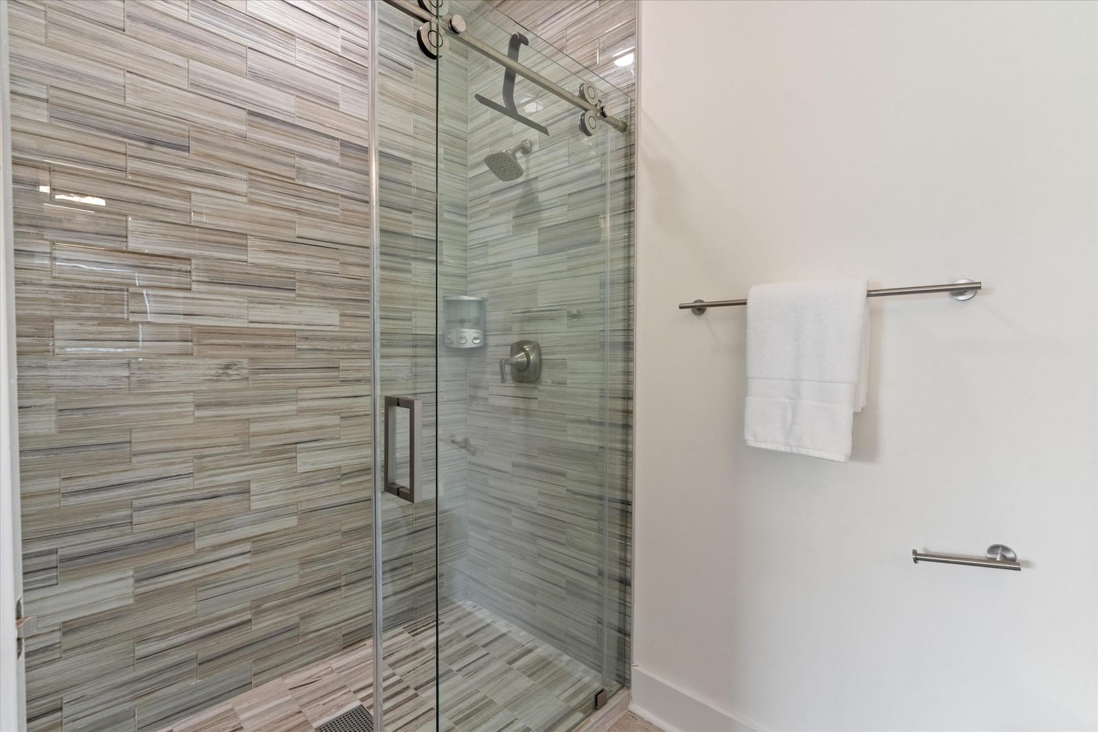 23 NW 4TH Avenue, Delray Beach, FL 33444 photo 22