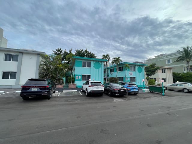 314 Elm Street 3, Hollywood, FL 33019