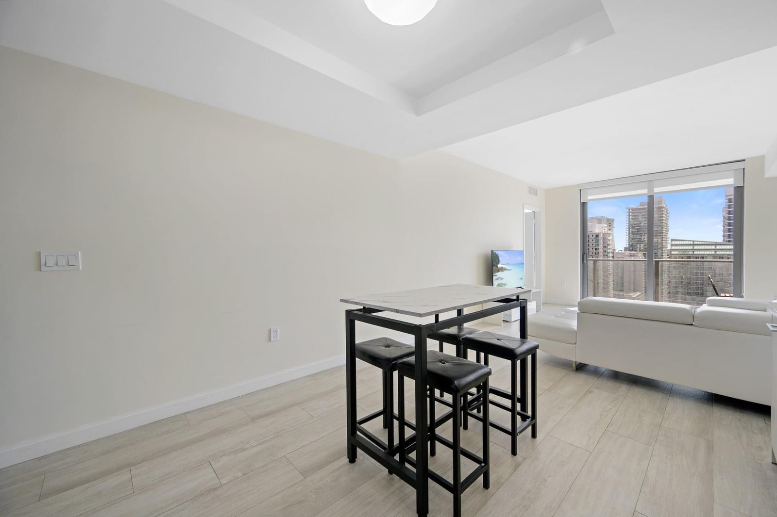 55 SW 9th Street 3705 — photo 11
