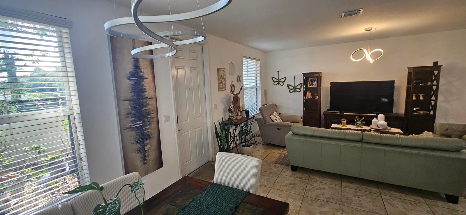 4726 MONARCH Way — photo 7