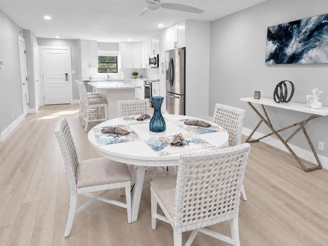 300 N Highway A1a 105D, Jupiter, FL 33477