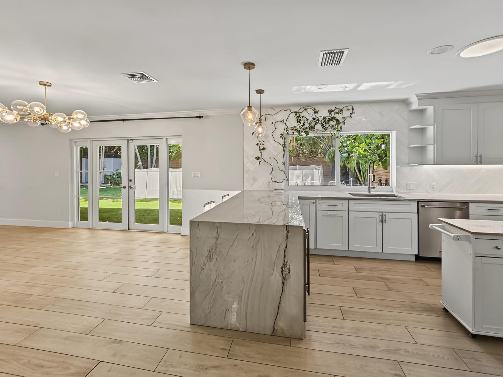 2411 S Olive Avenue, West Palm Beach, FL 33401 photo 25