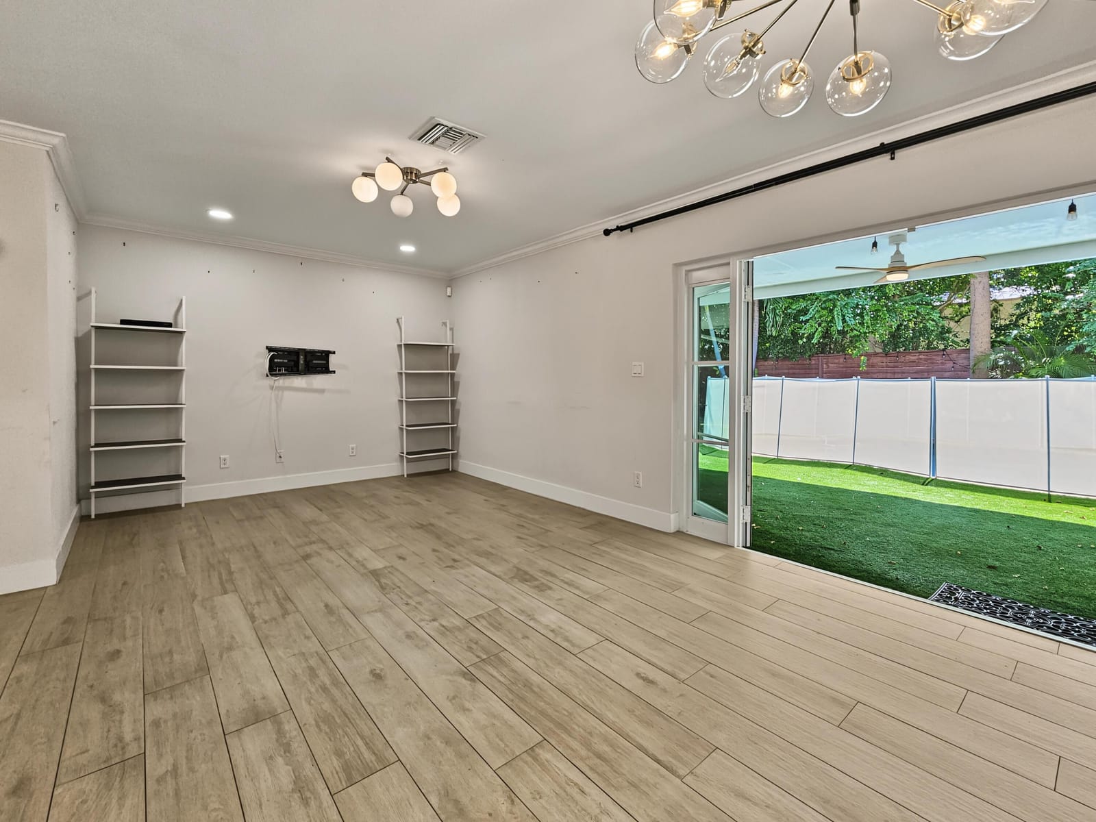 2411 S Olive Avenue, West Palm Beach, FL 33401 photo 29