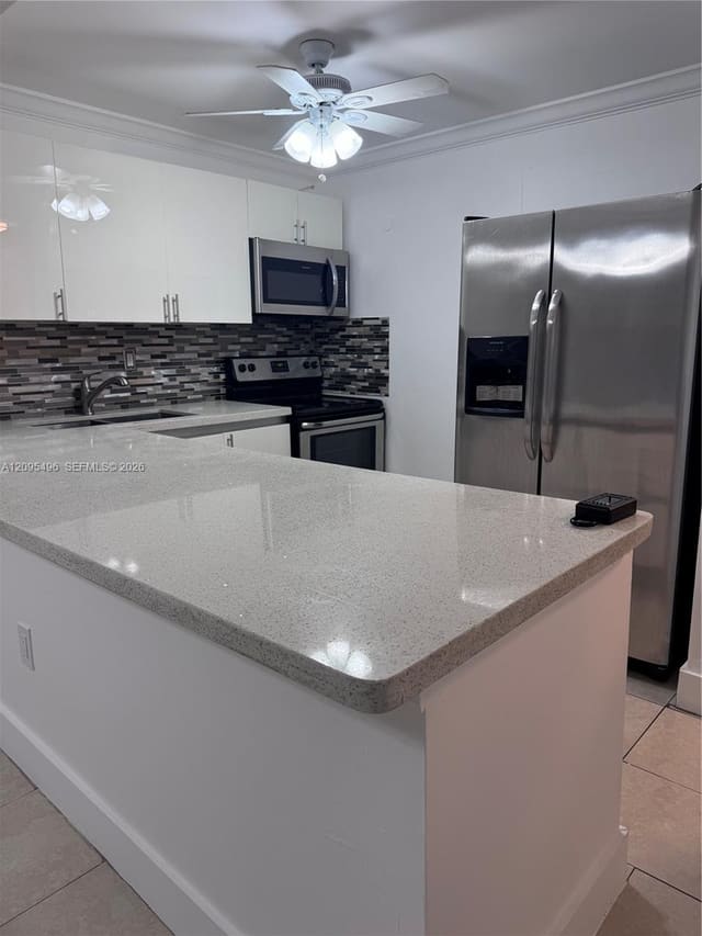 16751 NE 9th Avenue 210, North Miami Beach, FL 33162