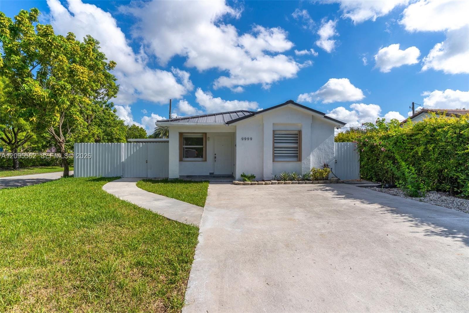 9999 NW 25th Terrace, Doral, FL 33172 photo 2