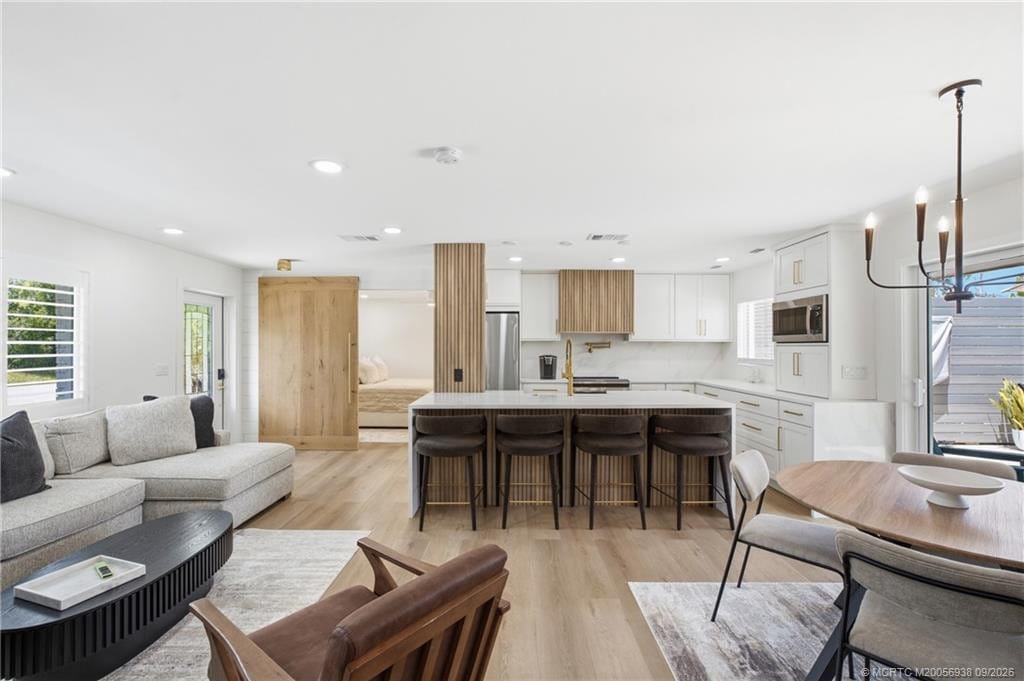387 SW Riverway Boulevard — photo 8