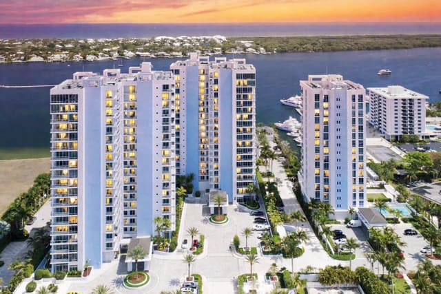 3 WATER CLUB Way 1201, North Palm Beach, FL 33408