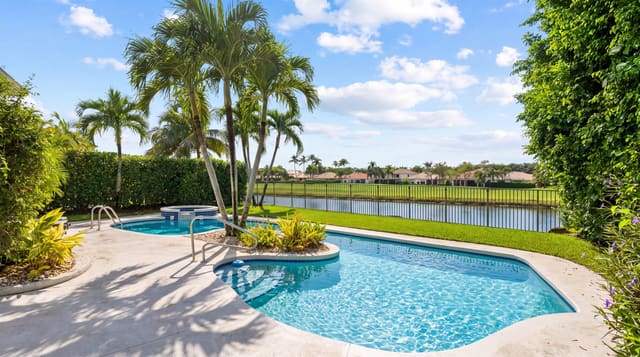 2443 Muir Circle, Wellington, FL 33414