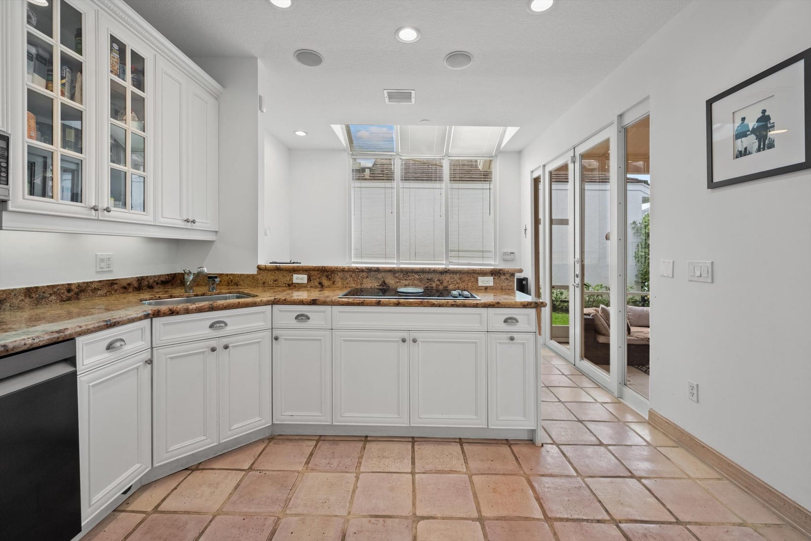 2443 Muir Circle — photo 12