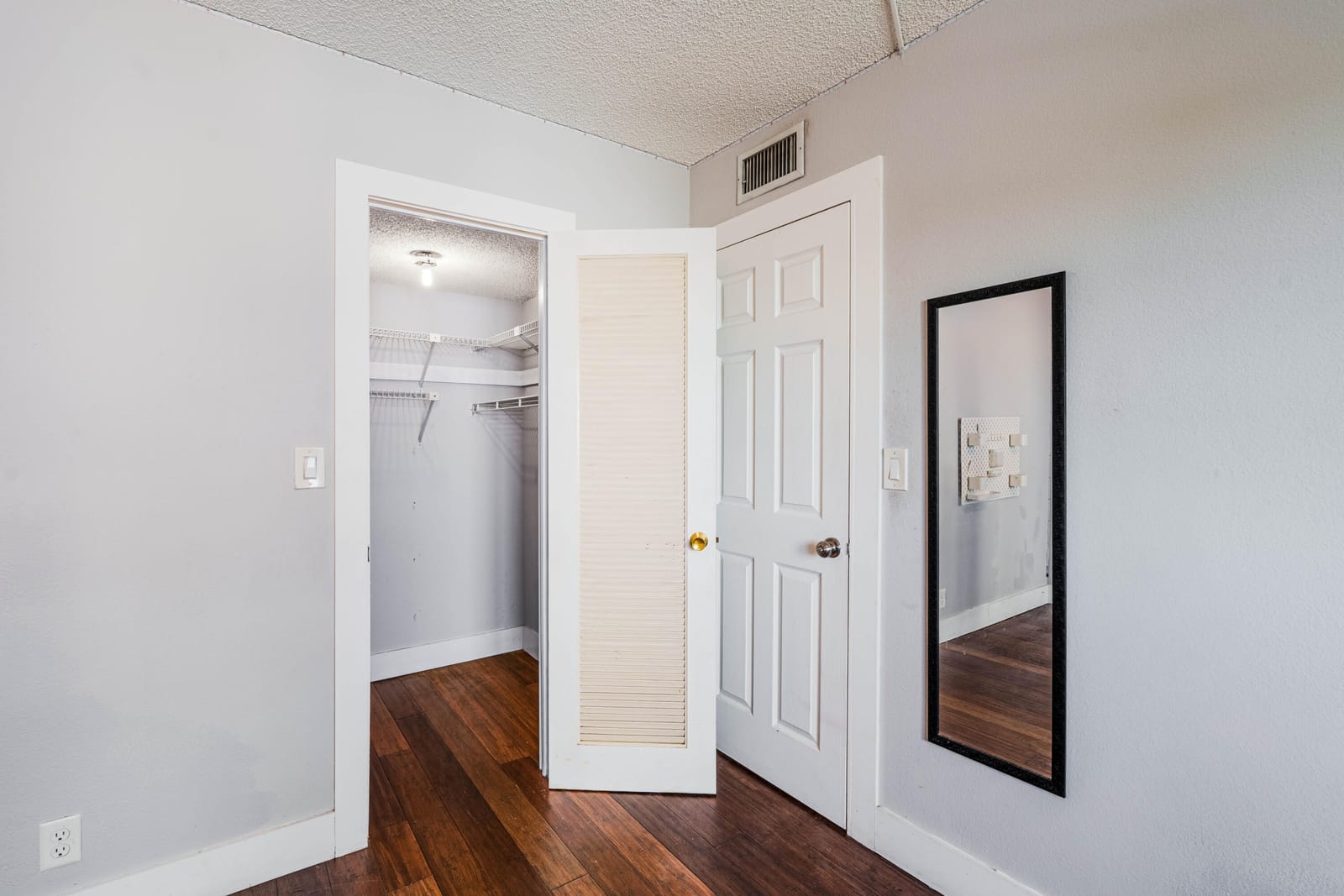 900 NE 12TH Avenue 408, Hallandale Beach, FL 33009 photo 12