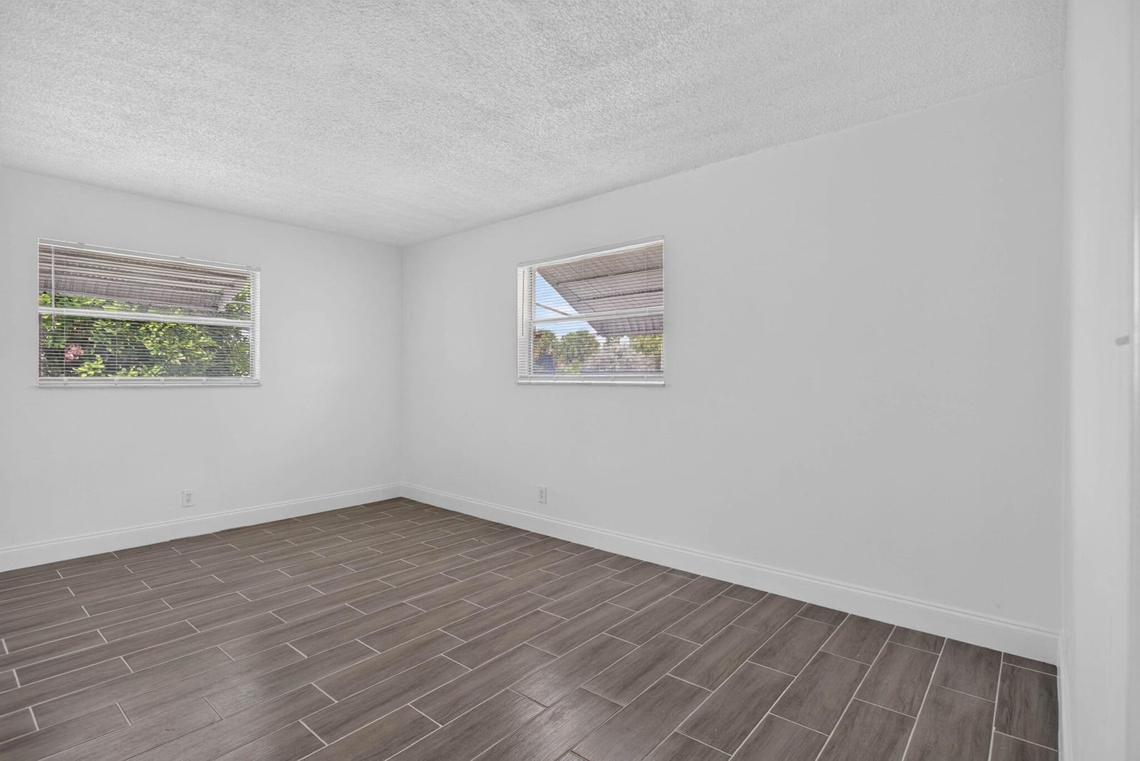 631 SW 10TH Court, Deerfield Beach, FL 33441 photo 12