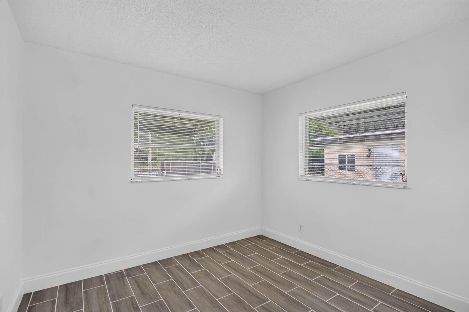 631 SW 10TH Court, Deerfield Beach, FL 33441 photo 18