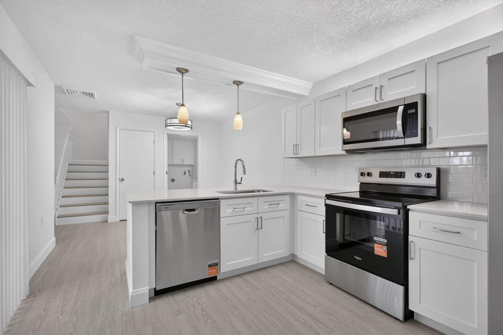 11 AMHERST Court D — photo 11