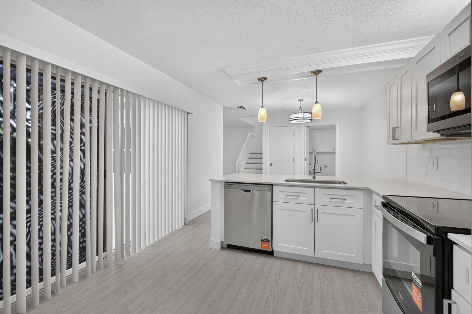 11 AMHERST Court D — photo 12