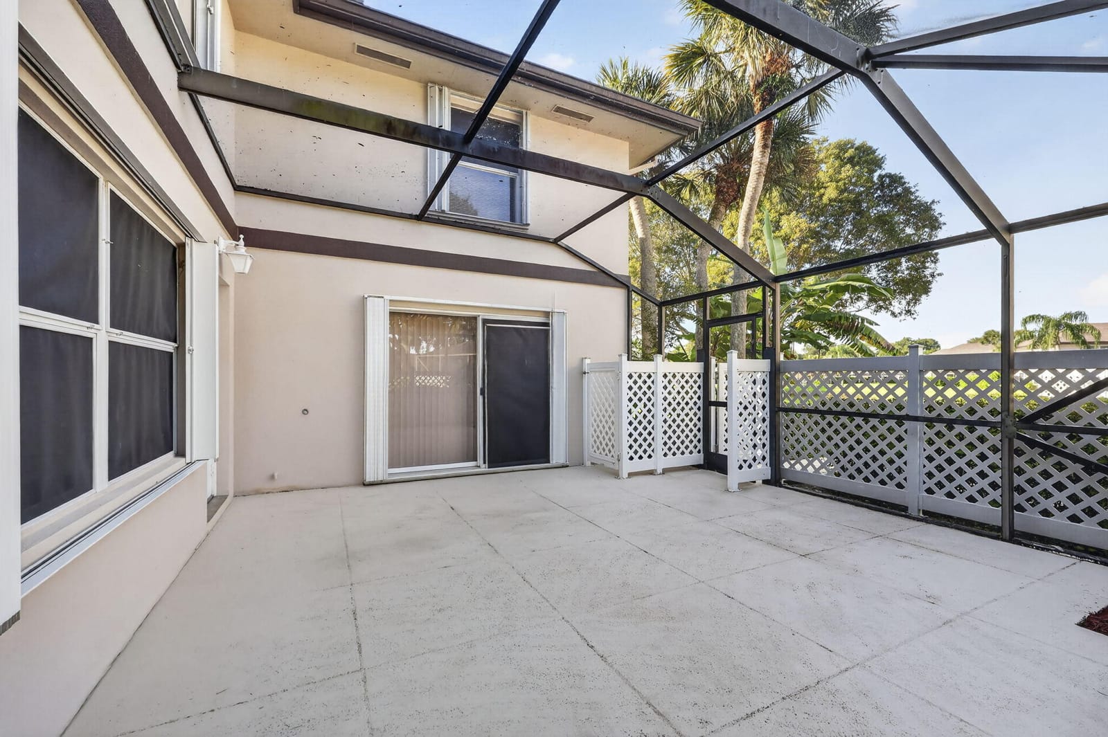 11 AMHERST Court D — photo 4