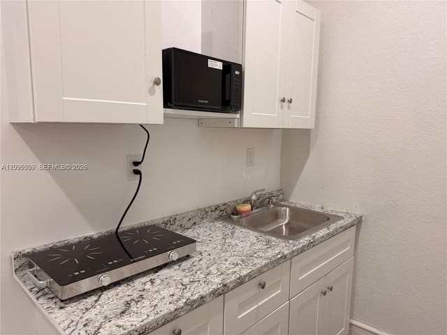2804 NW 7th Court 2804, Fort Lauderdale, FL 33311