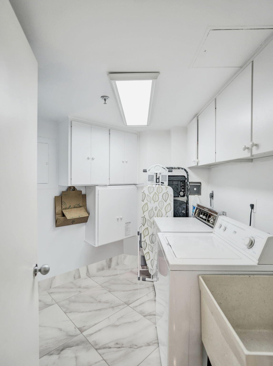 1900 CONSULATE Place 604, West Palm Beach, FL 33401 photo 17