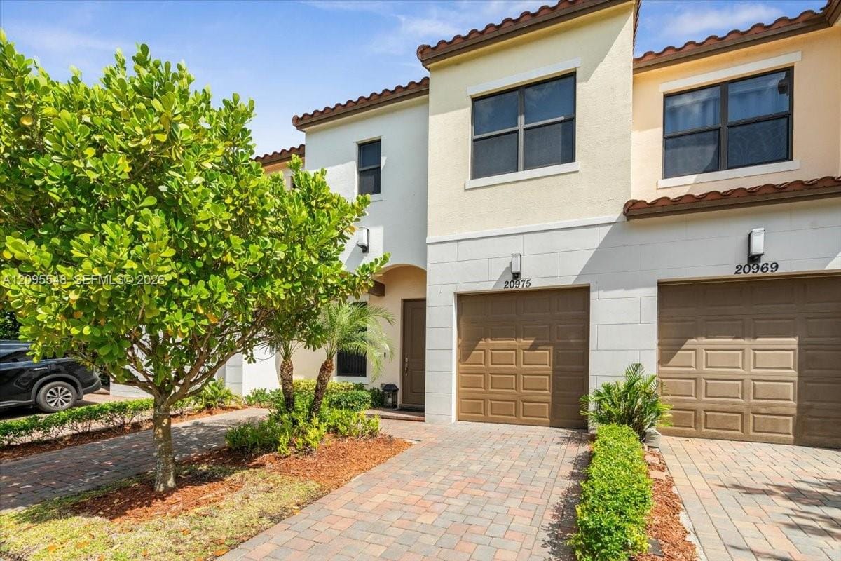 20975 NW 1st Court, Pembroke Pines, FL 33029 photo 2