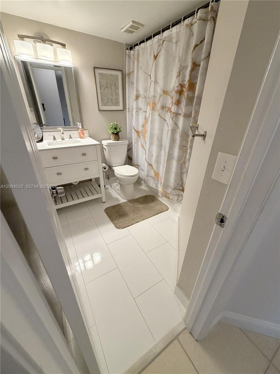 8741 Wiles Road 204, Coral Springs, FL 33067 photo 5