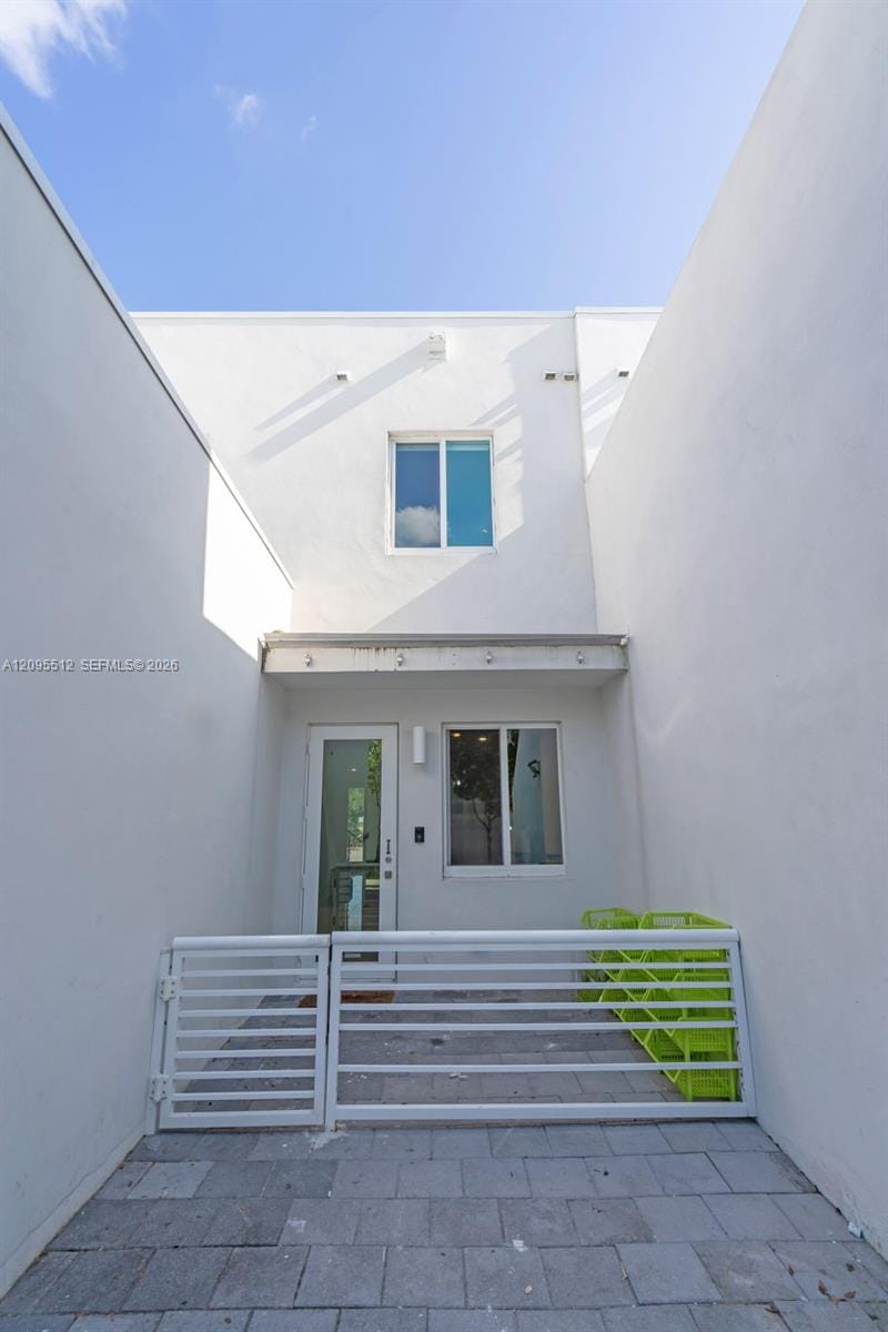 10365 NW 66th Street — photo 8