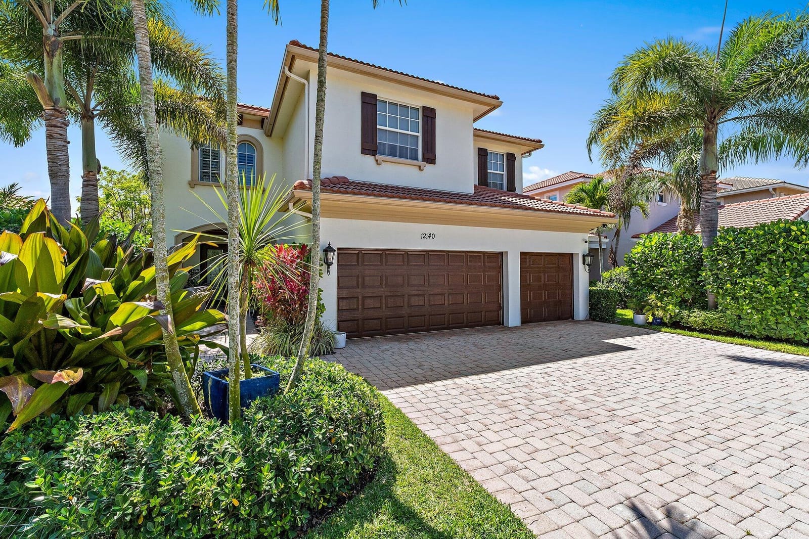 12140 AVILES Circle — photo 2