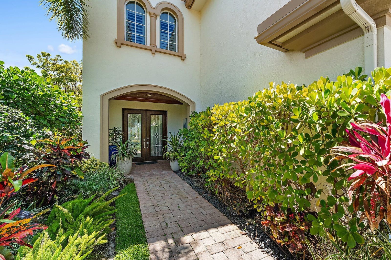 12140 AVILES Circle — photo 11