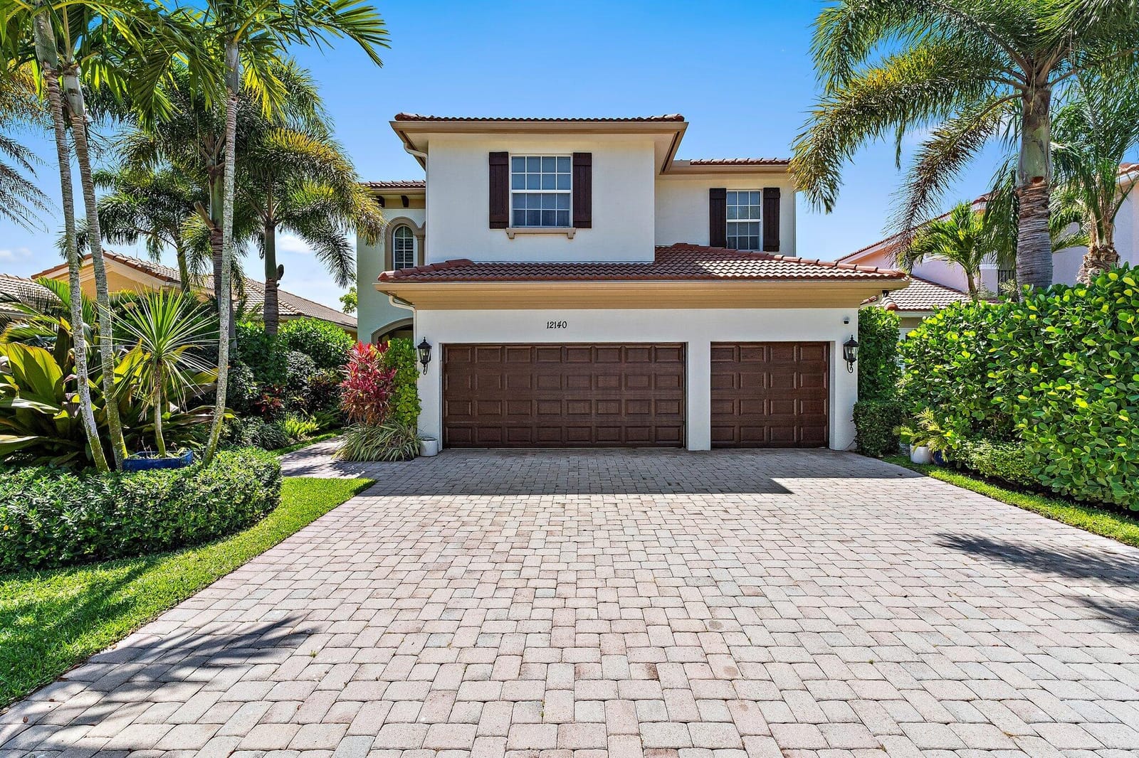 12140 AVILES Circle — photo 8