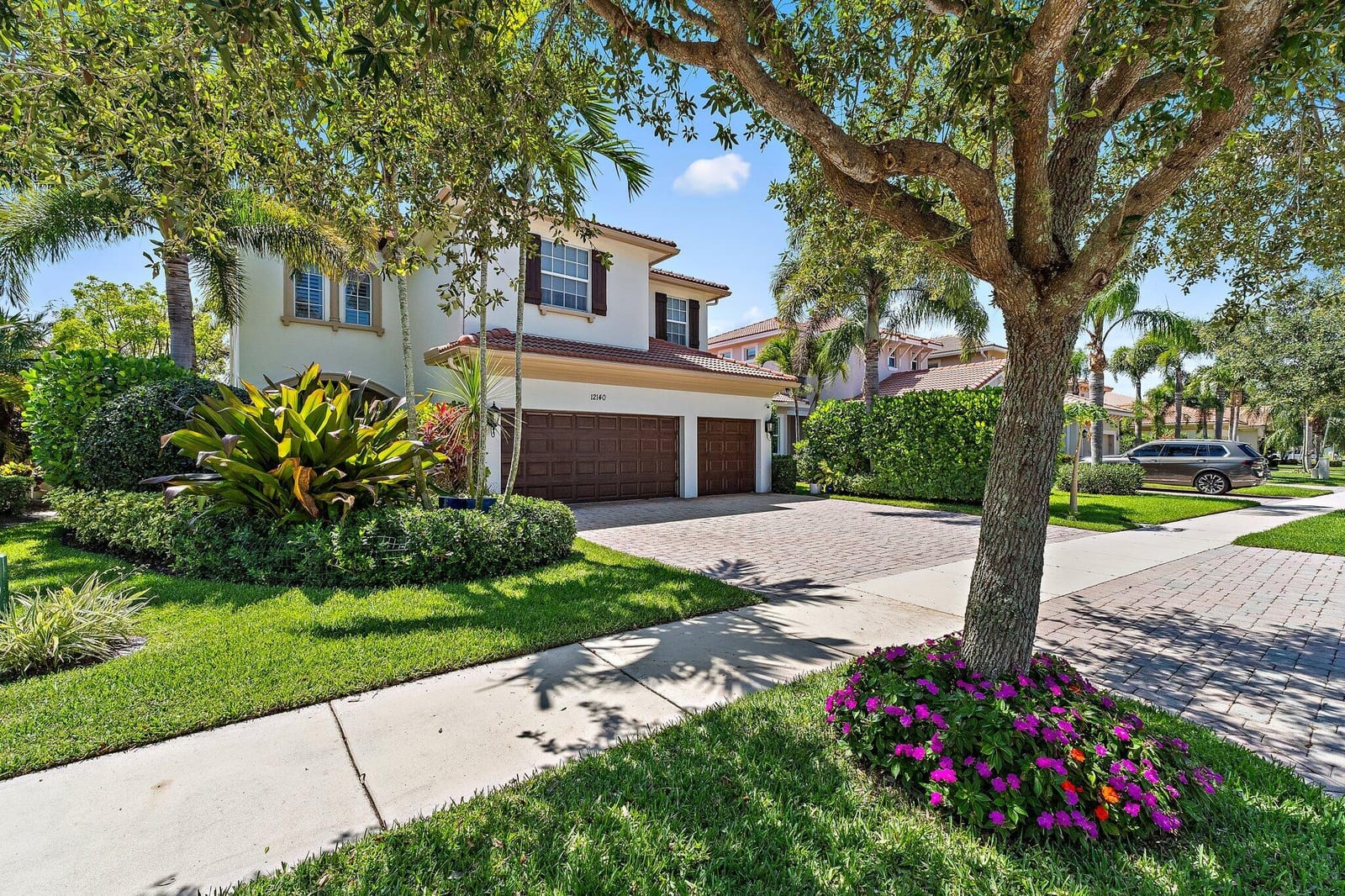 12140 AVILES Circle — photo 9
