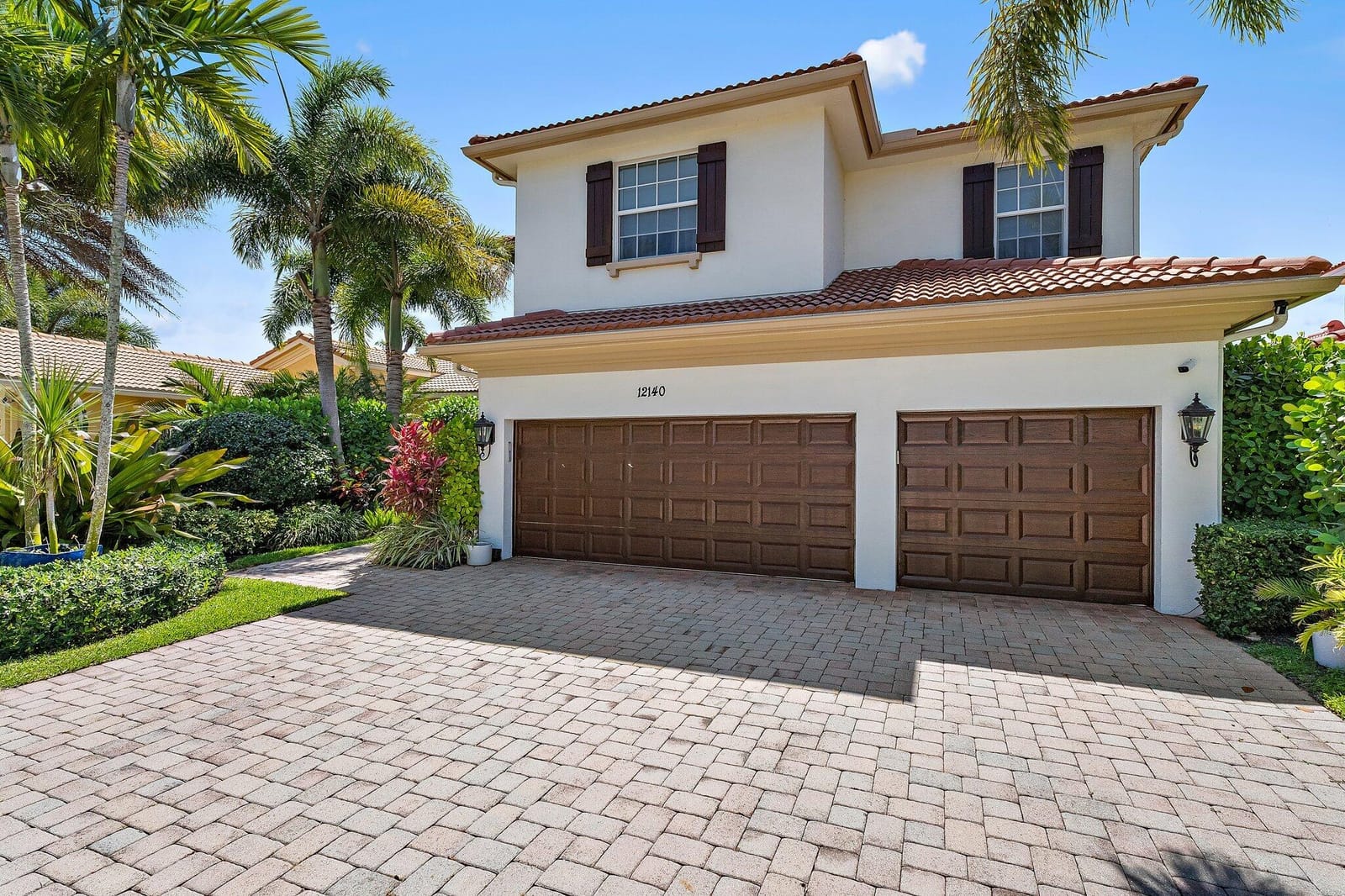 12140 AVILES Circle — photo 10