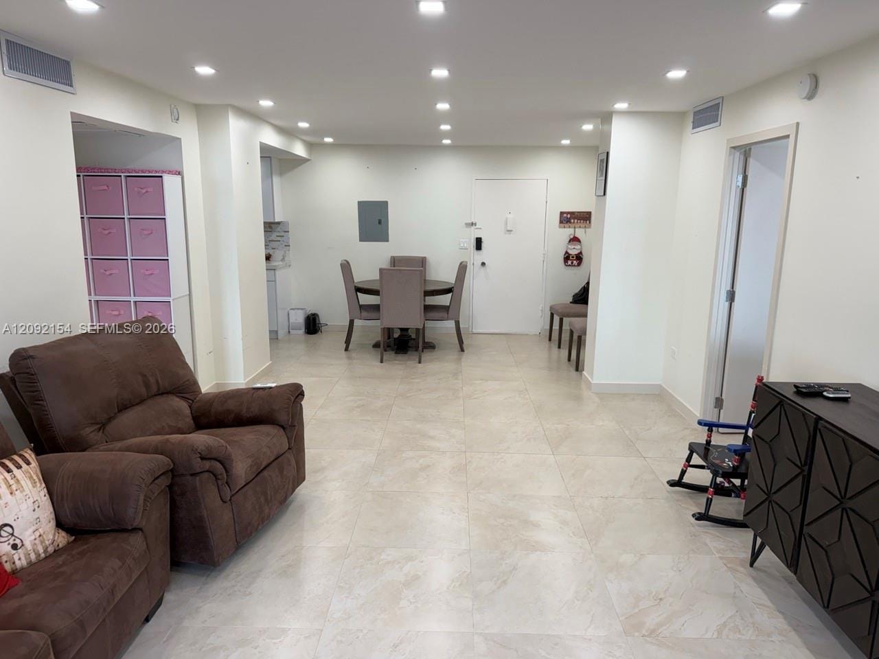 5555 Collins Avenue 14G, Miami Beach, FL 33140 photo 3