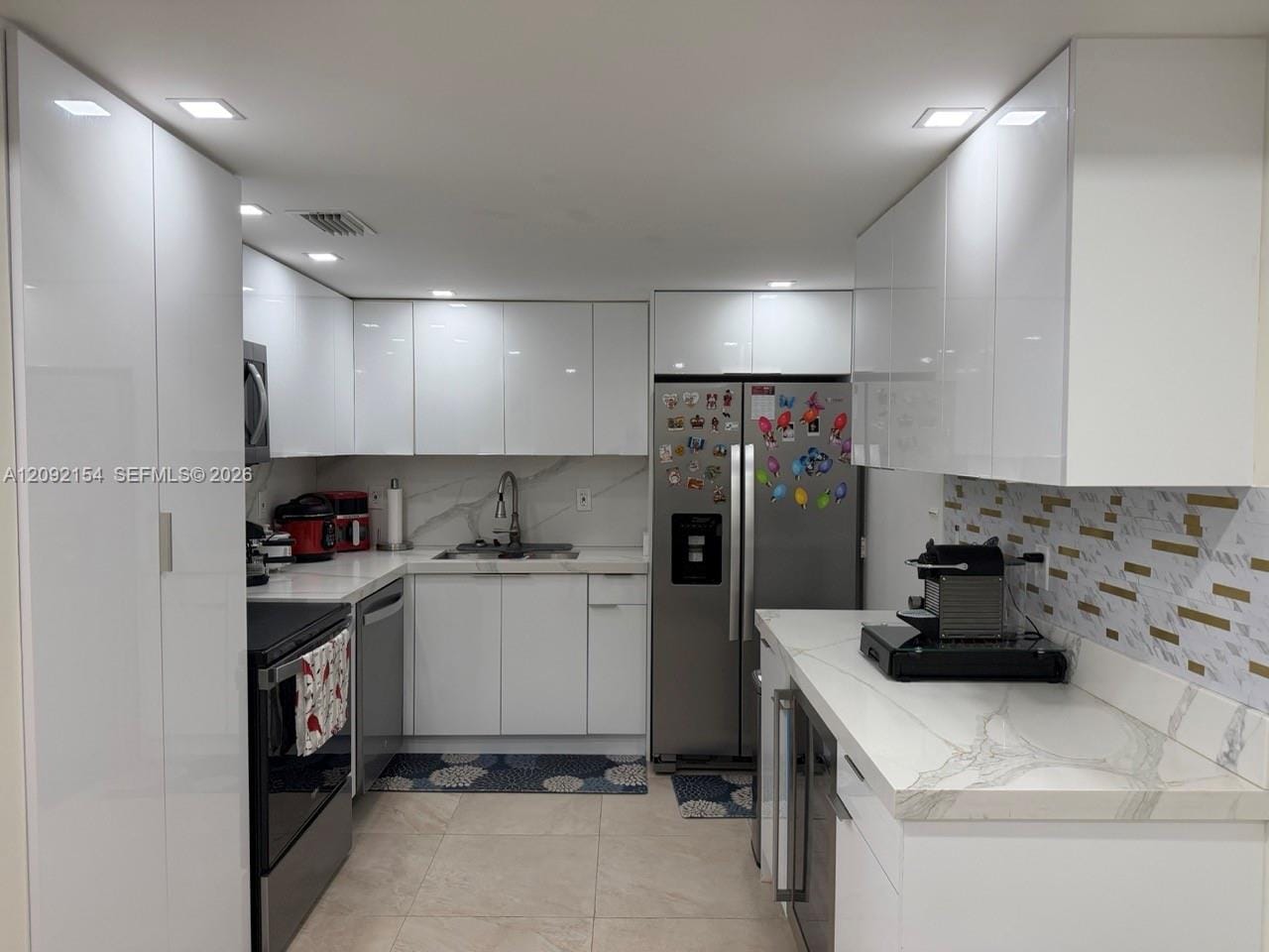 5555 Collins Avenue 14G, Miami Beach, FL 33140 photo 25